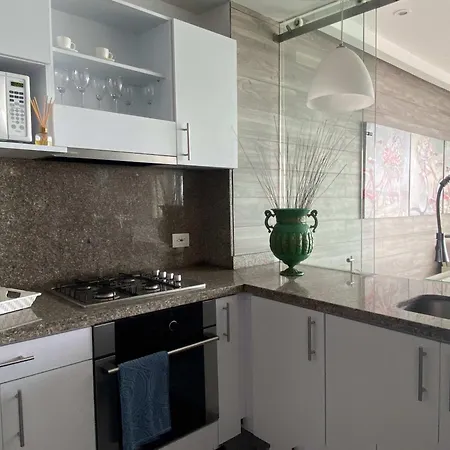 Amazing 3br With Ocean View In Marbella Cartagena